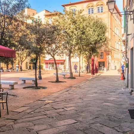 Hostly - La Pera - 2 Bedrooms, Full Center Lägenhet Pisa