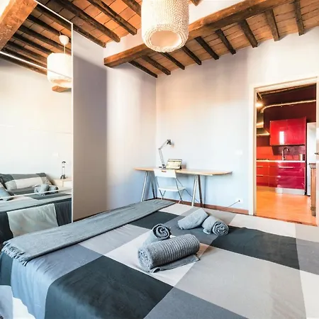 Apartament Hostly - La Pera - 2 Bedrooms, Full Center Piza