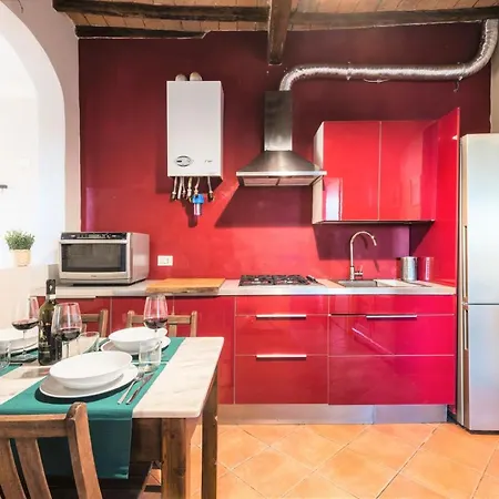Apartman Hostly - La Pera - 2 Bedrooms, Full Center Pisa